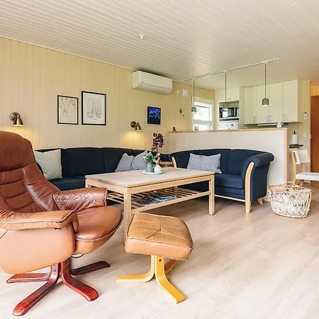 For Family In Denmark * Logsted